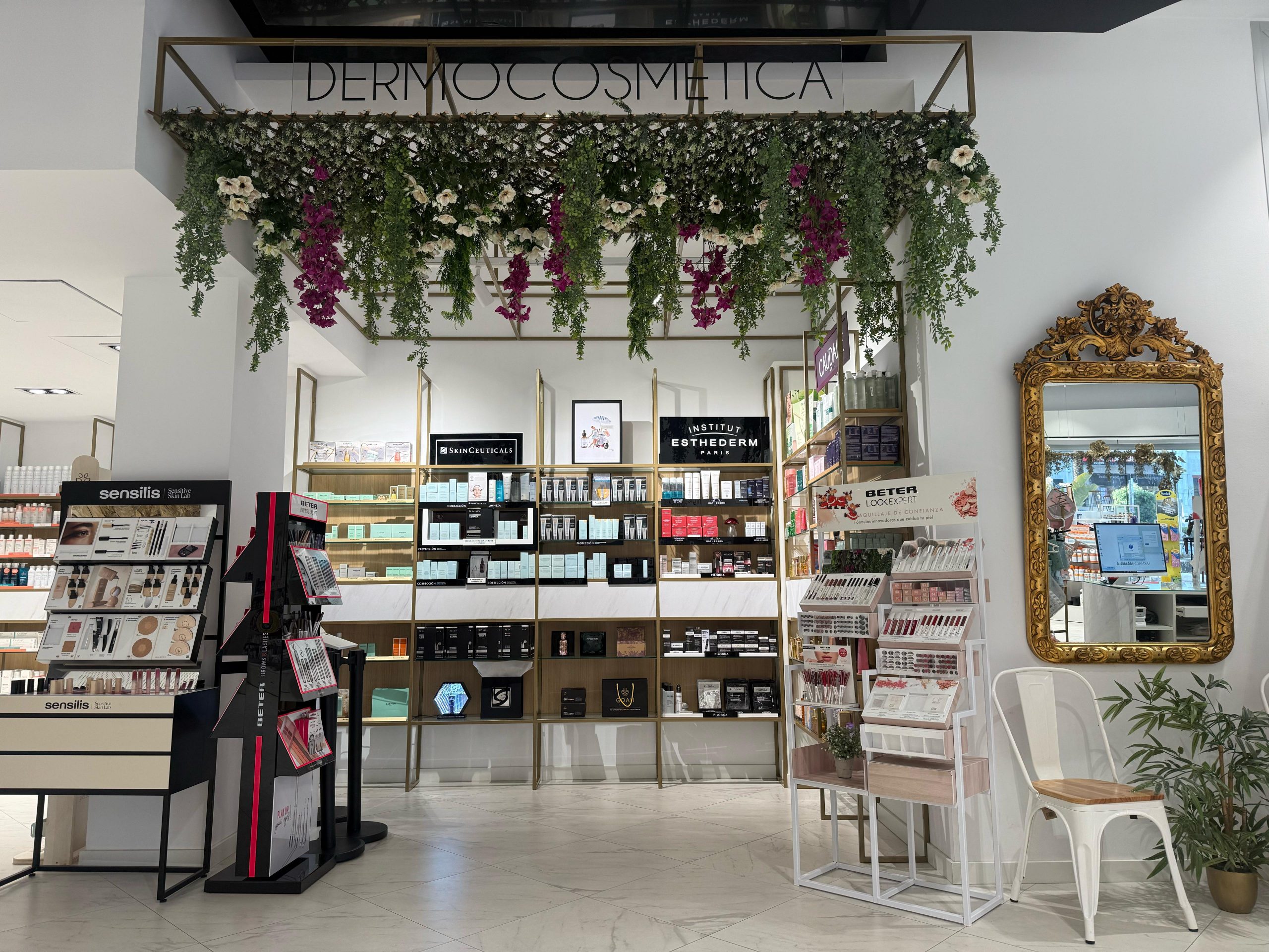 farmacia marbella 16 1 scaled